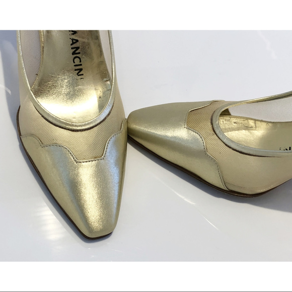 René Mancini Gold Leather Pumps, Italian sz 6.5 - Picture 6 of 8
